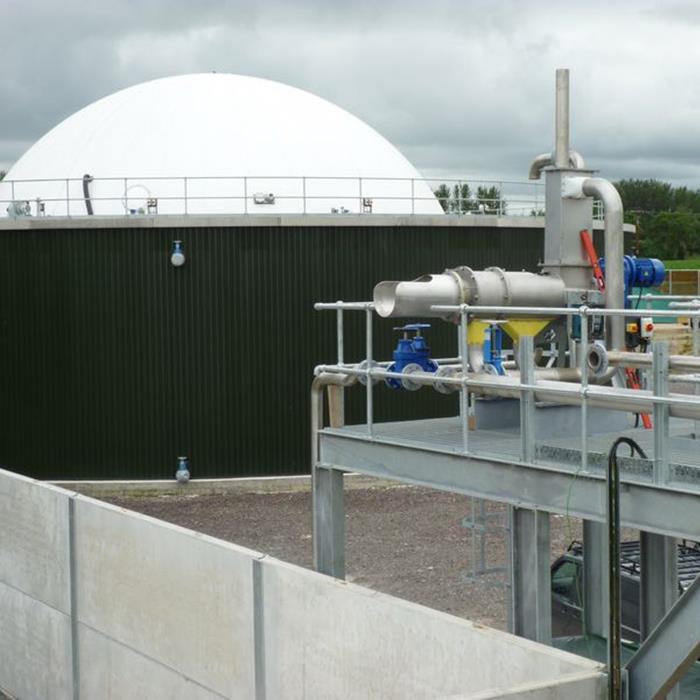 Držač biogasa dvostruke membrane montiran na rezervoaru